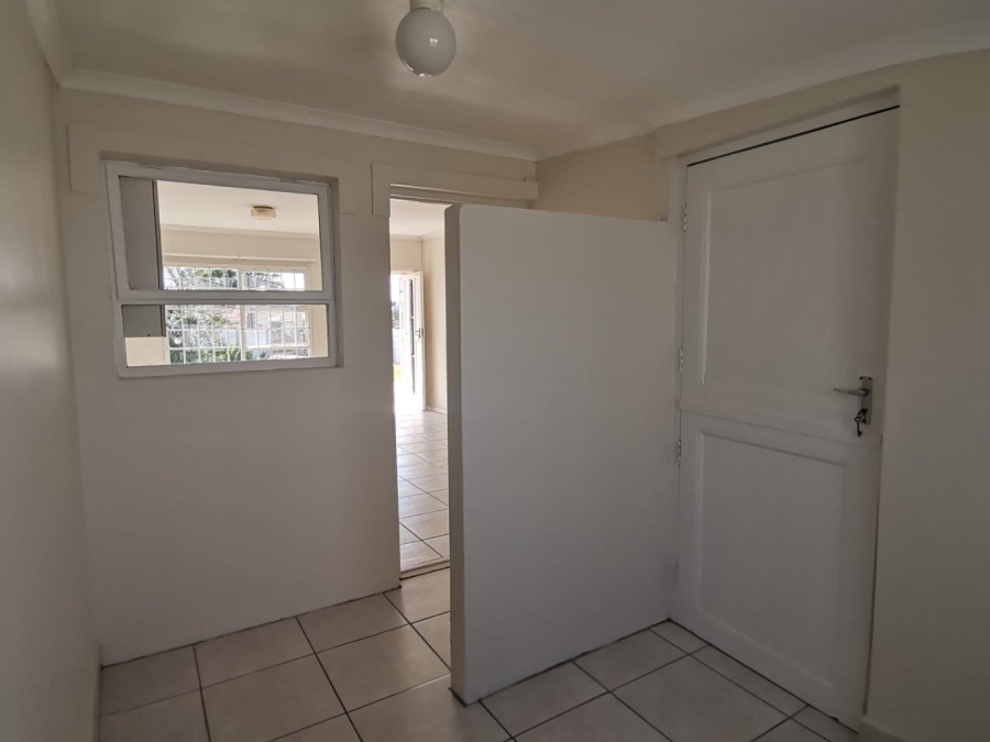 2 Bedroom Property for Sale in Sherwood Eastern Cape